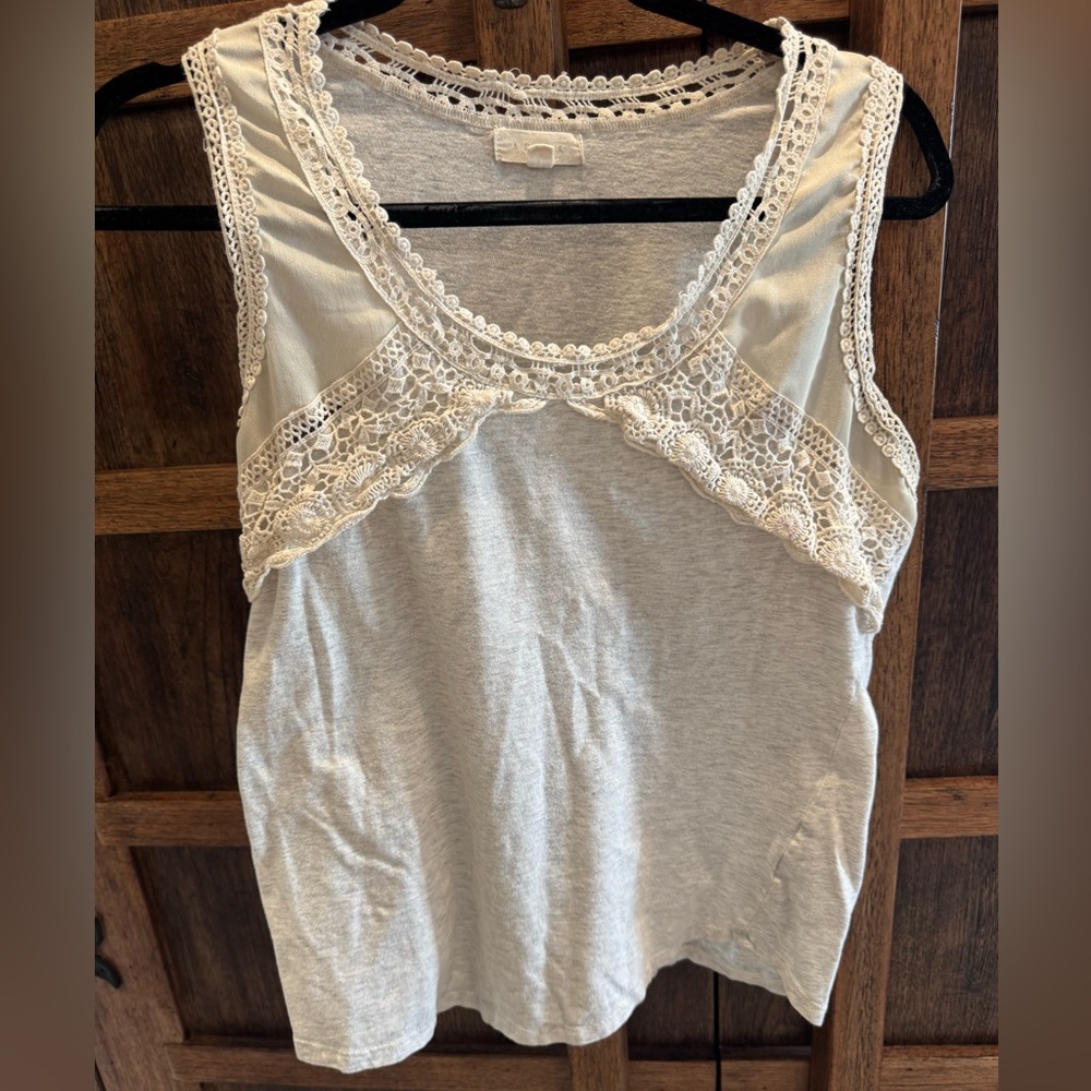 Adiva Light Gray Tank with Cream Lace Trim